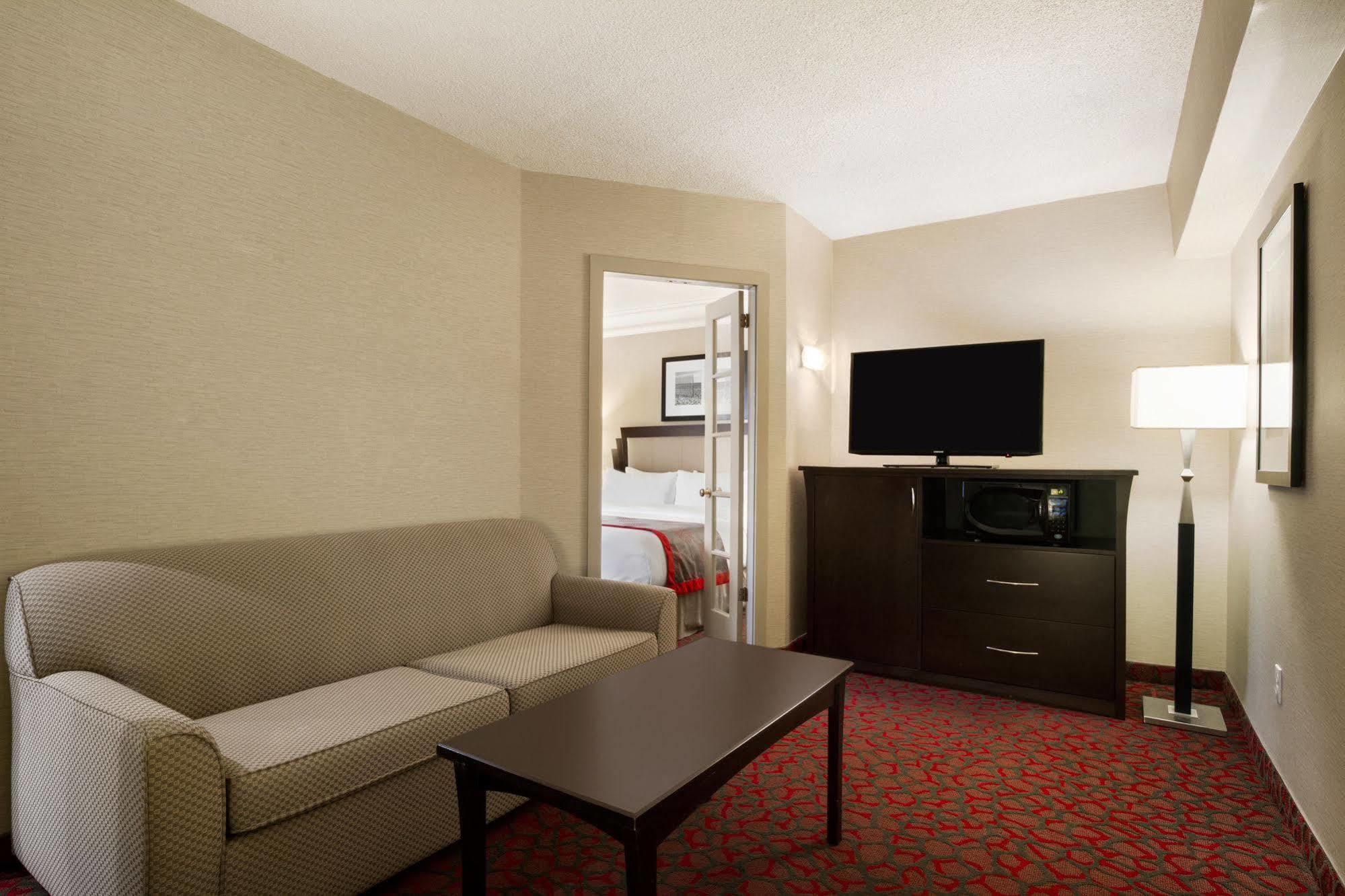 Hampton Inn & Suites By Hilton Toronto Downtown Dış mekan fotoğraf
